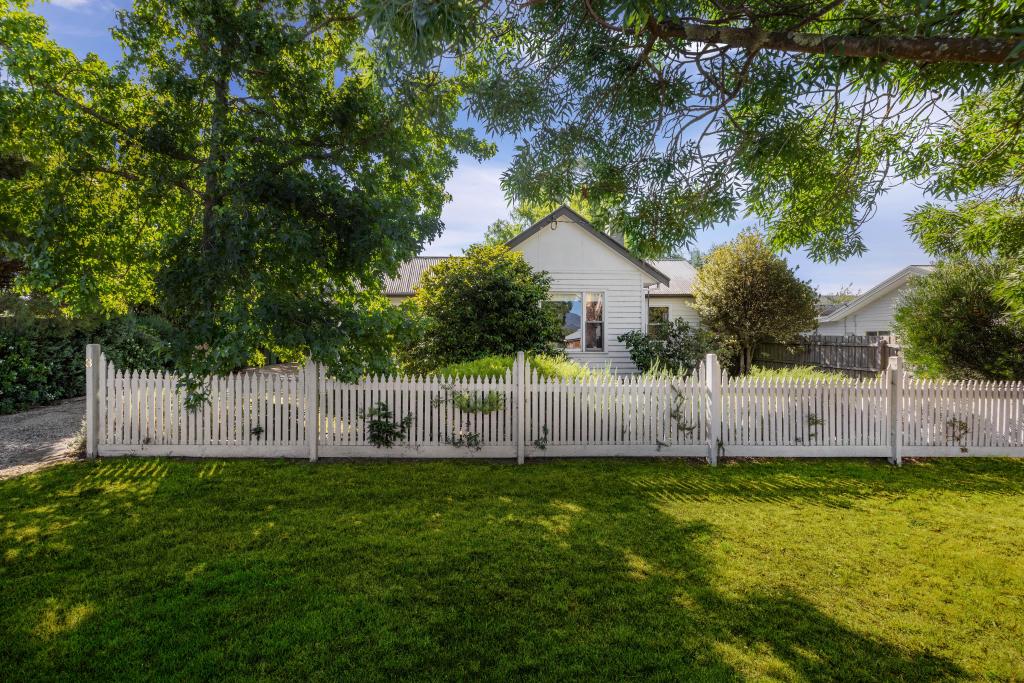 3 Burke St, Woodend, VIC 3442