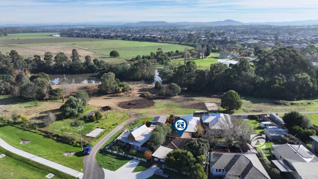 2 Dickeson Lane, Lucknow, VIC 3875