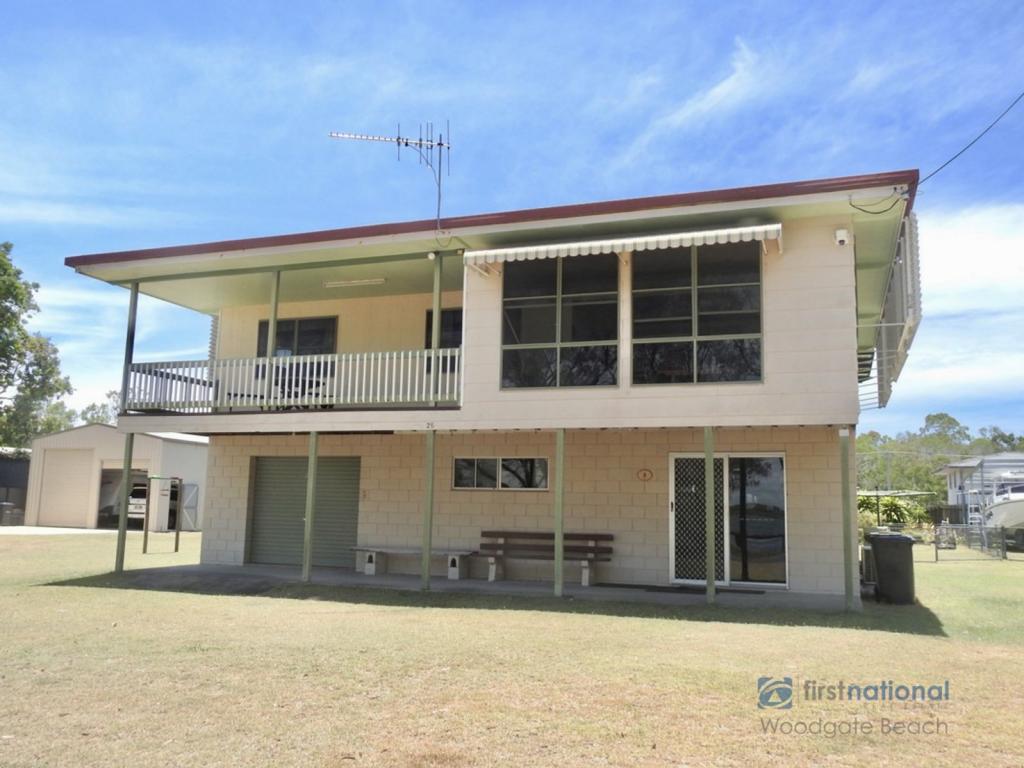 25 The Esplanade, Walkers Point, Woodgate, QLD 4660