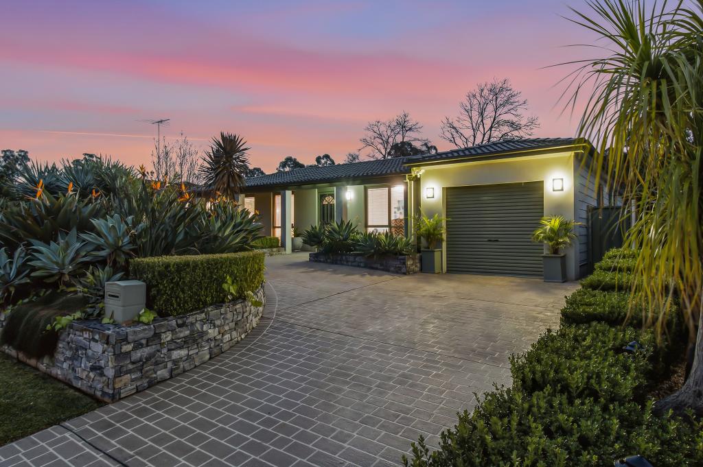 4 Mahogany Cl, Cranebrook, NSW 2749