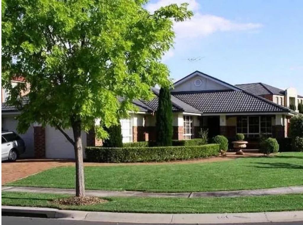 8 Venezia St, Prestons, NSW 2170