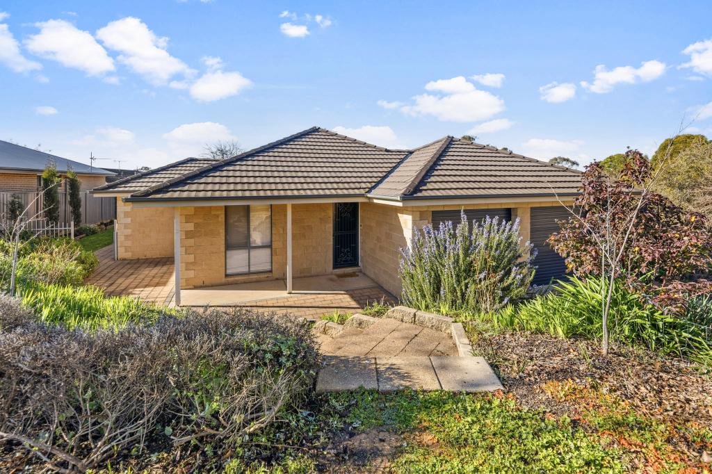 2a Galleon Pl, Estella, NSW 2650