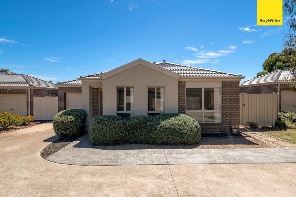 23/3 Austin Pl, Melton South, VIC 3338