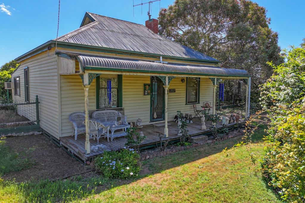 42 KING ST, ROCHESTER, VIC 3561
