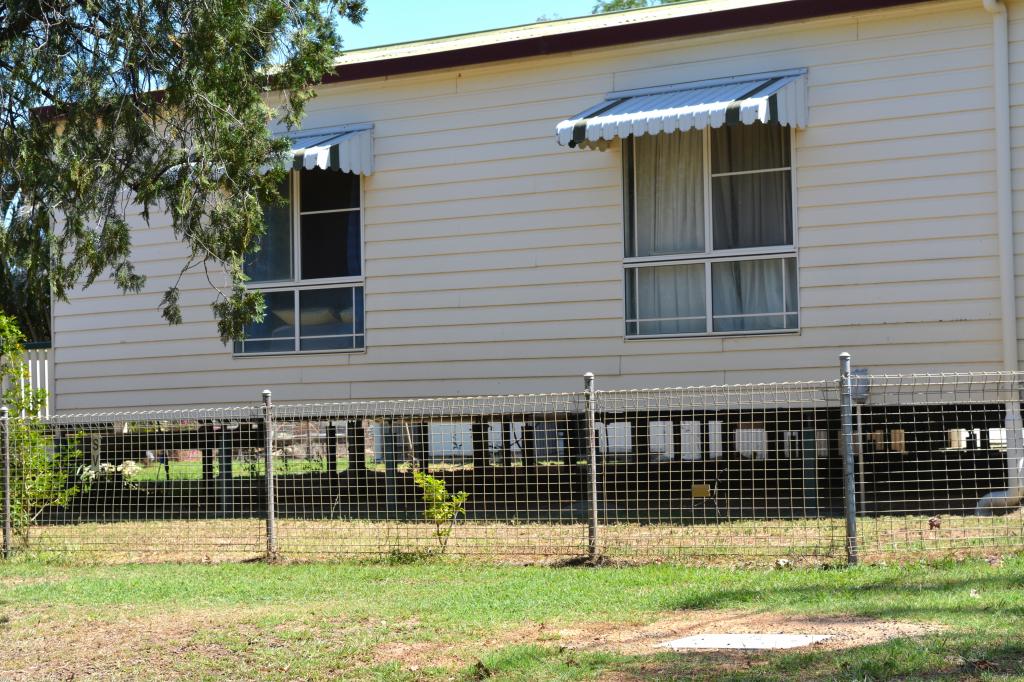 5 Acacia Ave, Blackall, QLD 4472