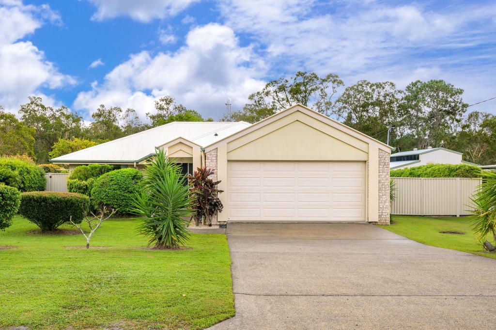 37 Golden Hind Ave, Cooloola Cove, QLD 4580