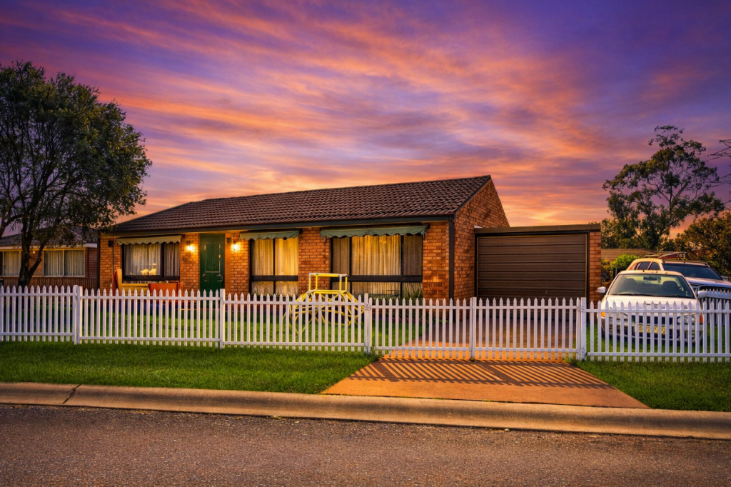 2/5 Woodvale Cl, Plumpton, NSW 2761