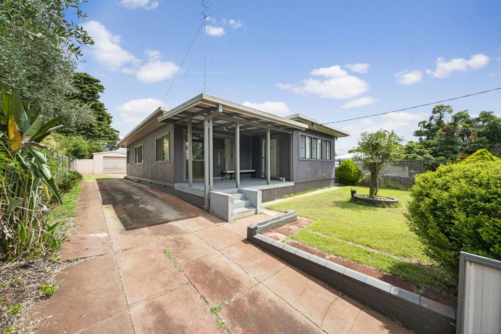 232 South St, South Toowoomba, QLD 4350