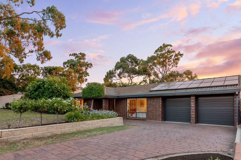 58 OAKRIDGE RD, ABERFOYLE PARK, SA 5159