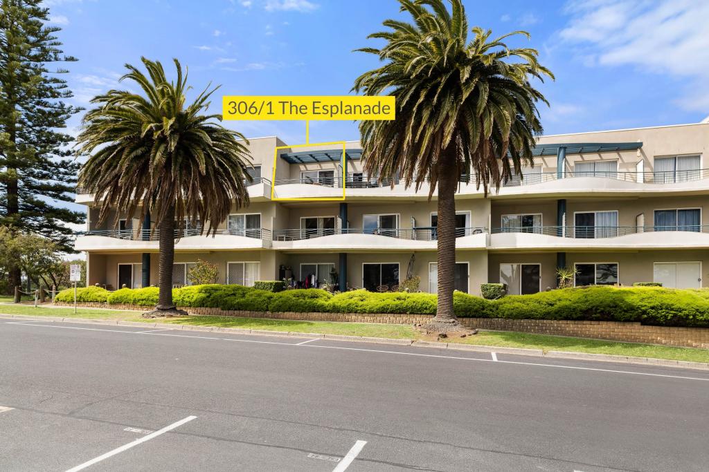APT 306/1 THE ESPLANADE, COWES, VIC 3922