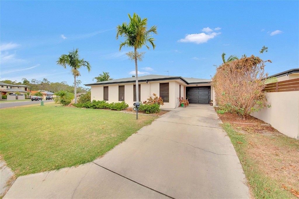 11 Gardenia Cres, Kin Kora, QLD 4680