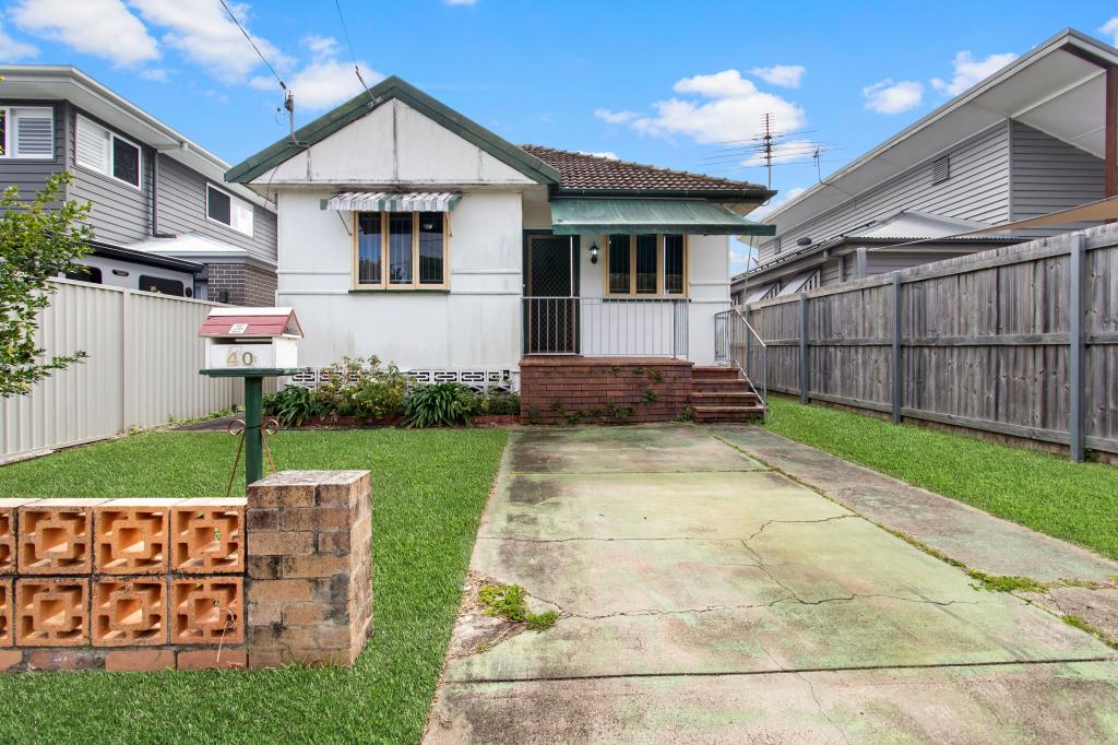 40 King St, Woody Point, QLD 4019