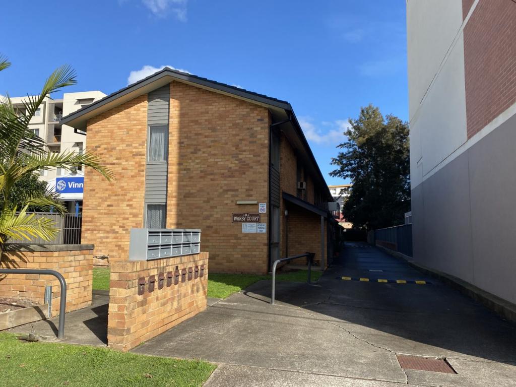 1/11 Warby St, Campbelltown, NSW 2560