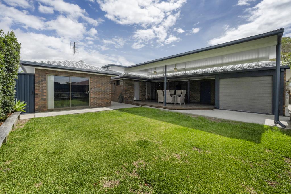 16 Coonawarra Ct, Yamba, NSW 2464