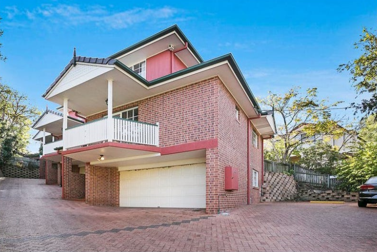 1/64 ARMADALE ST, ST LUCIA, QLD 4067