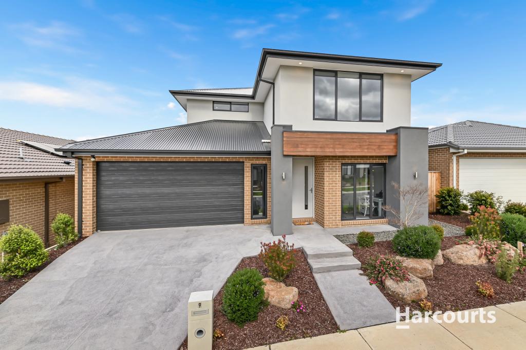 9 CHESNEY RISE, OFFICER, VIC 3809