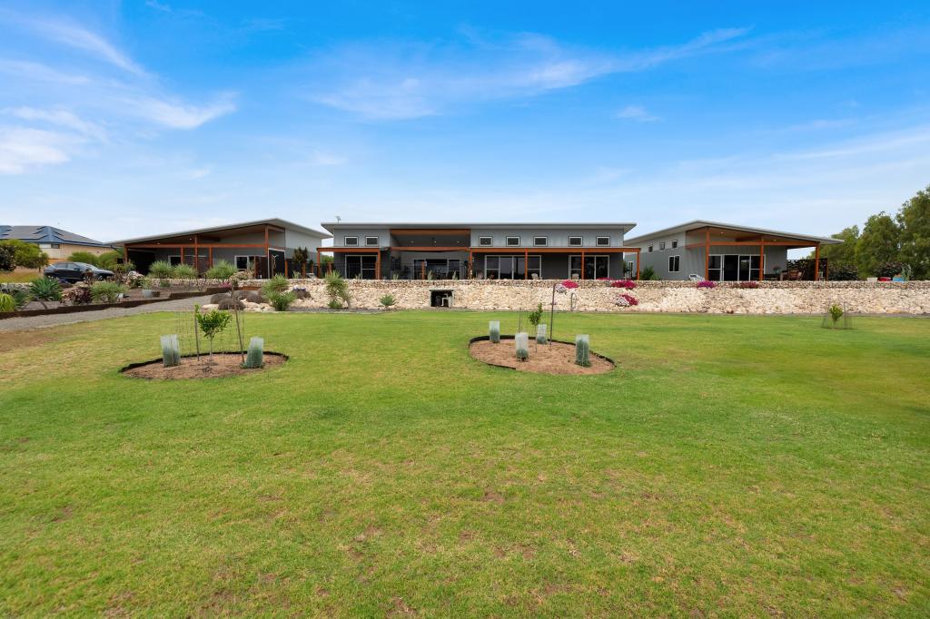 9 Ranch Ct, Kalbarri, WA 6536