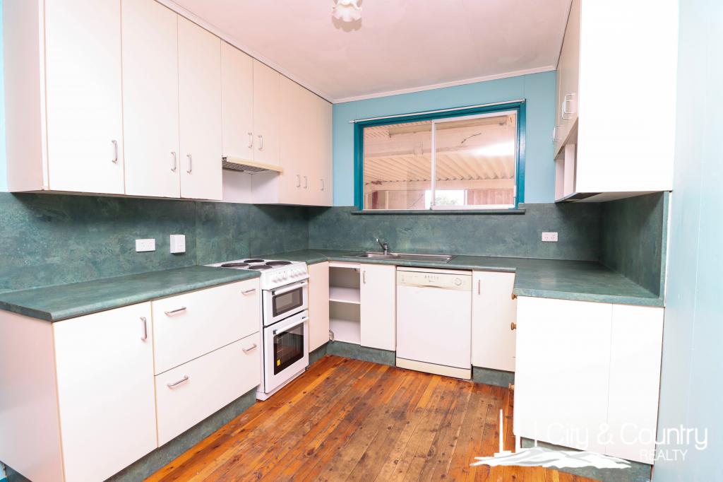37 Pelican Rd, Townview, QLD 4825