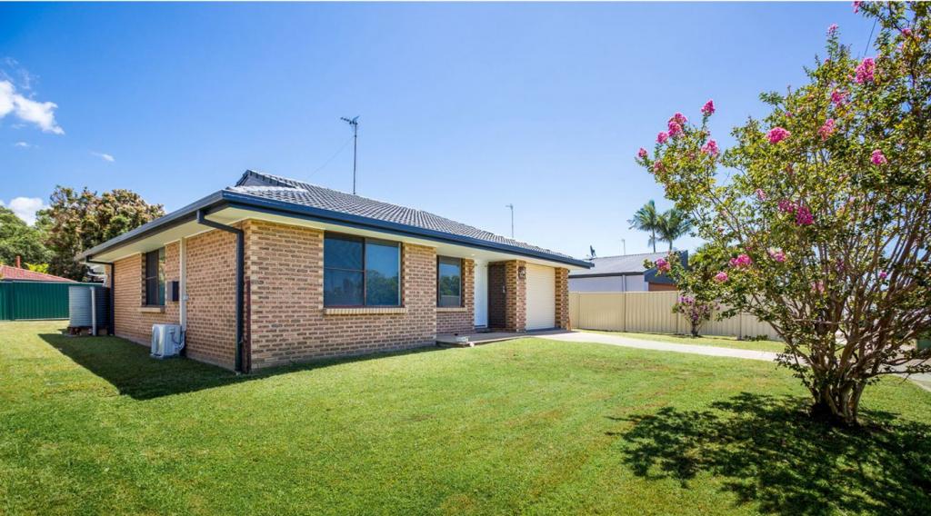 169 Benowa Rd, Ashmore, QLD 4214