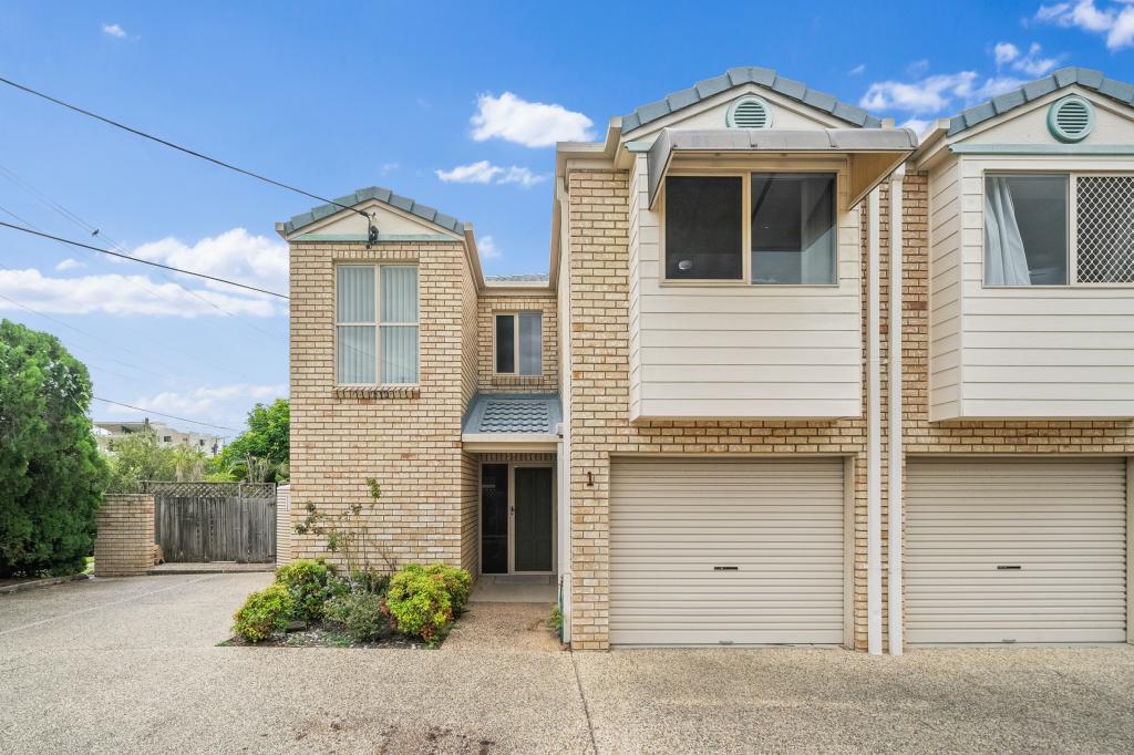 1/15 Mcnaughton St, Redcliffe, QLD 4020