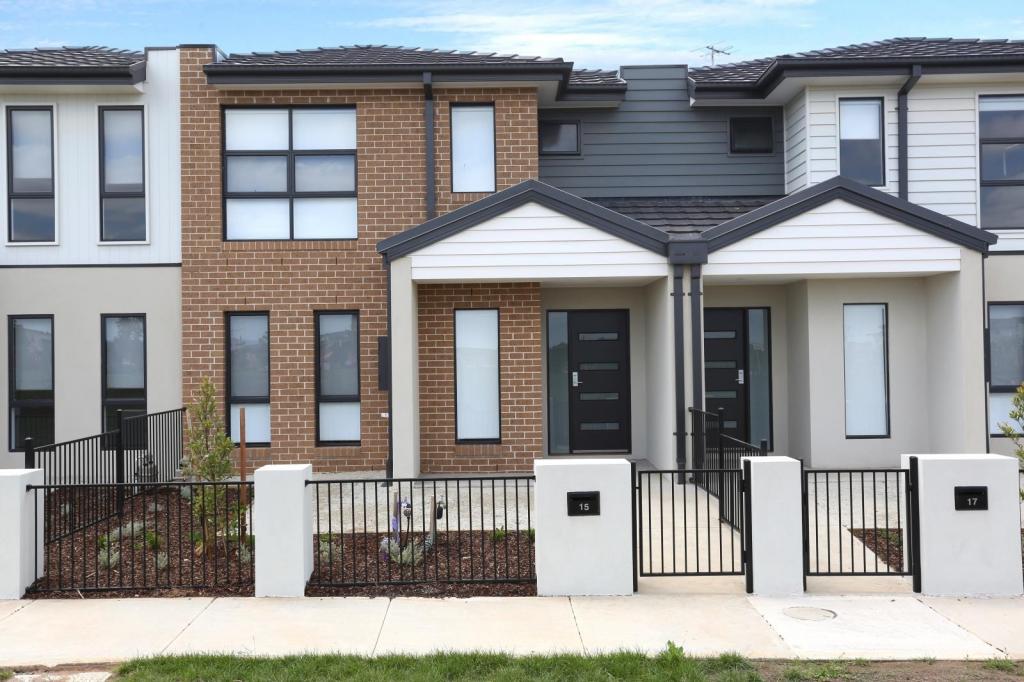 15 Pandan Walk, Manor Lakes, VIC 3024