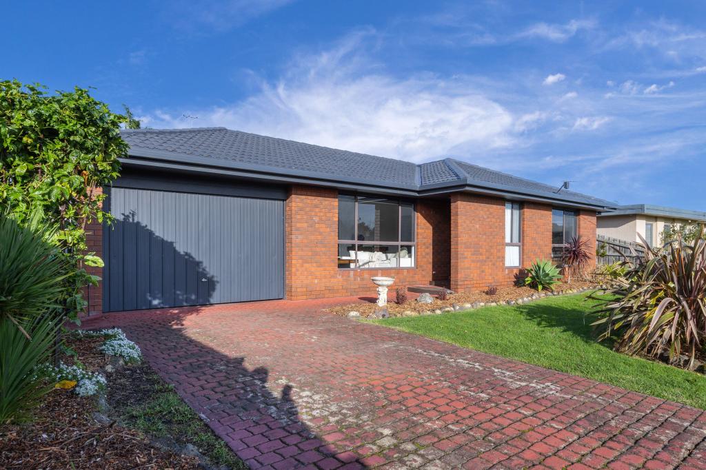 26 Carcoola Ct, Rosebud, VIC 3939