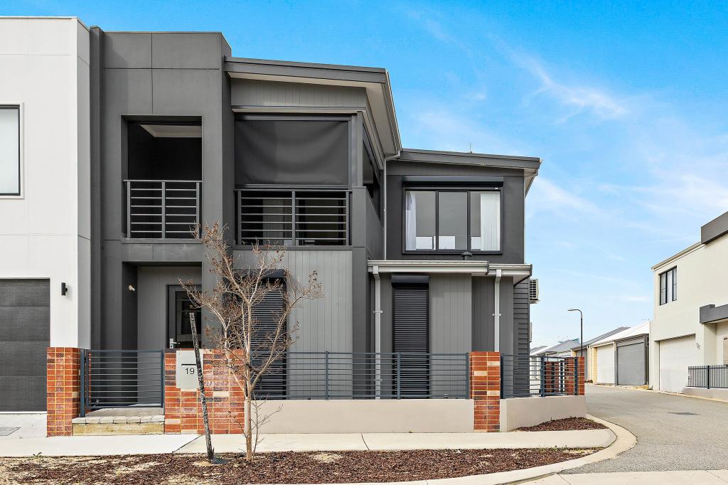 19 Colt Ent, Cockburn Central, WA 6164