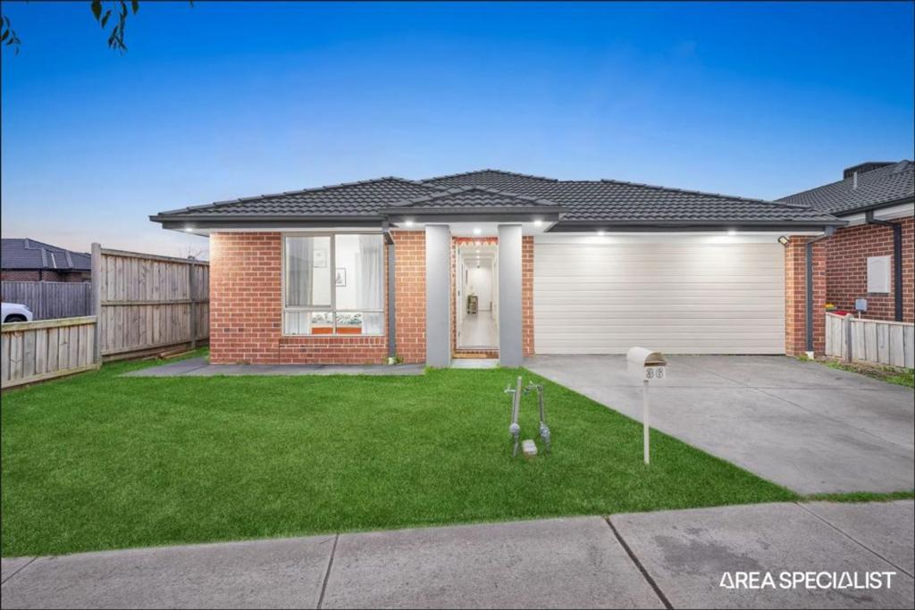 36 DODSON RD, OFFICER, VIC 3809