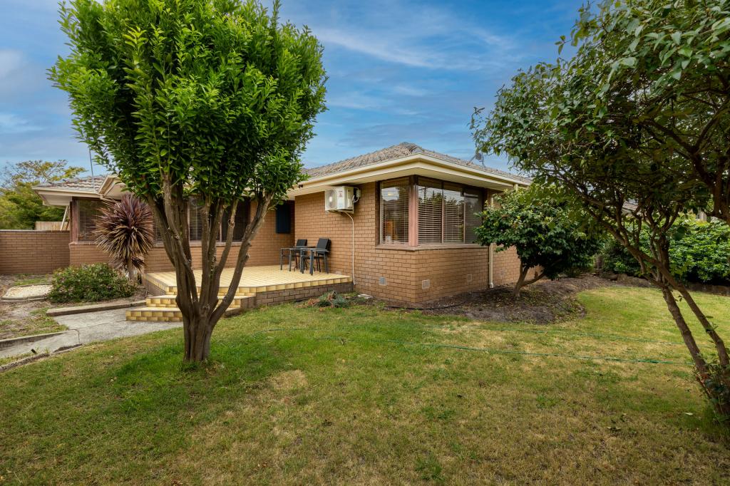 17 Barclay Dr, Cheltenham, VIC 3192