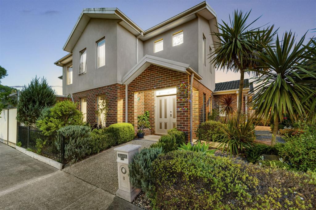 8 Inglewood Dr, Burnside Heights, VIC 3023