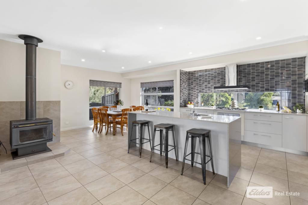 21 JEFFCOTT ST, LITTLE GROVE, WA 6330