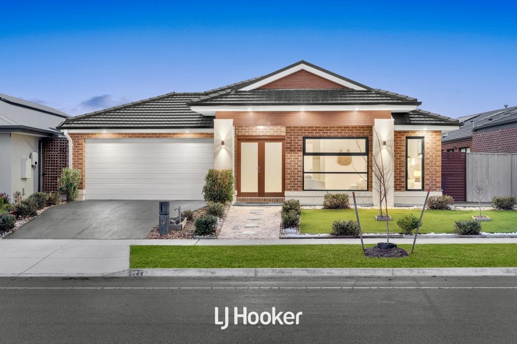228 ST GERMAIN BVD, CLYDE NORTH, VIC 3978