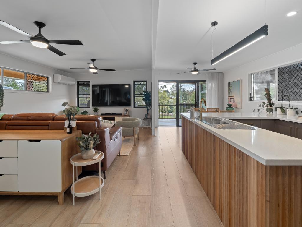 32 Bargo St, Arana Hills, QLD 4054