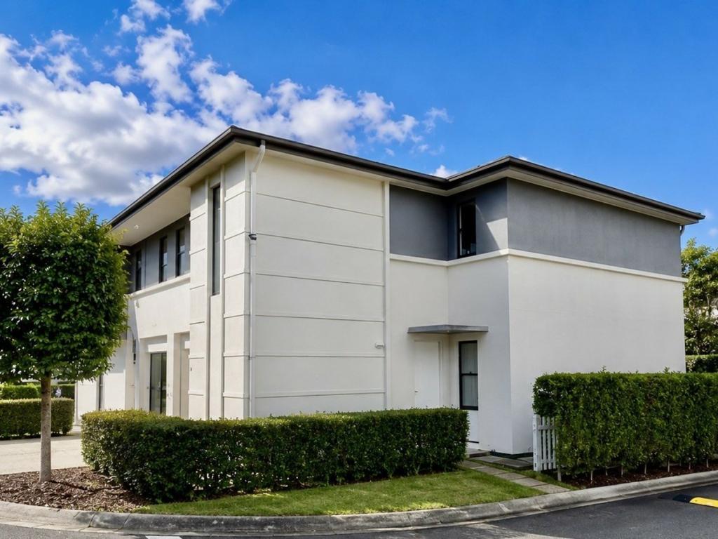 2 Bourton Rd, Merrimac, QLD 4226