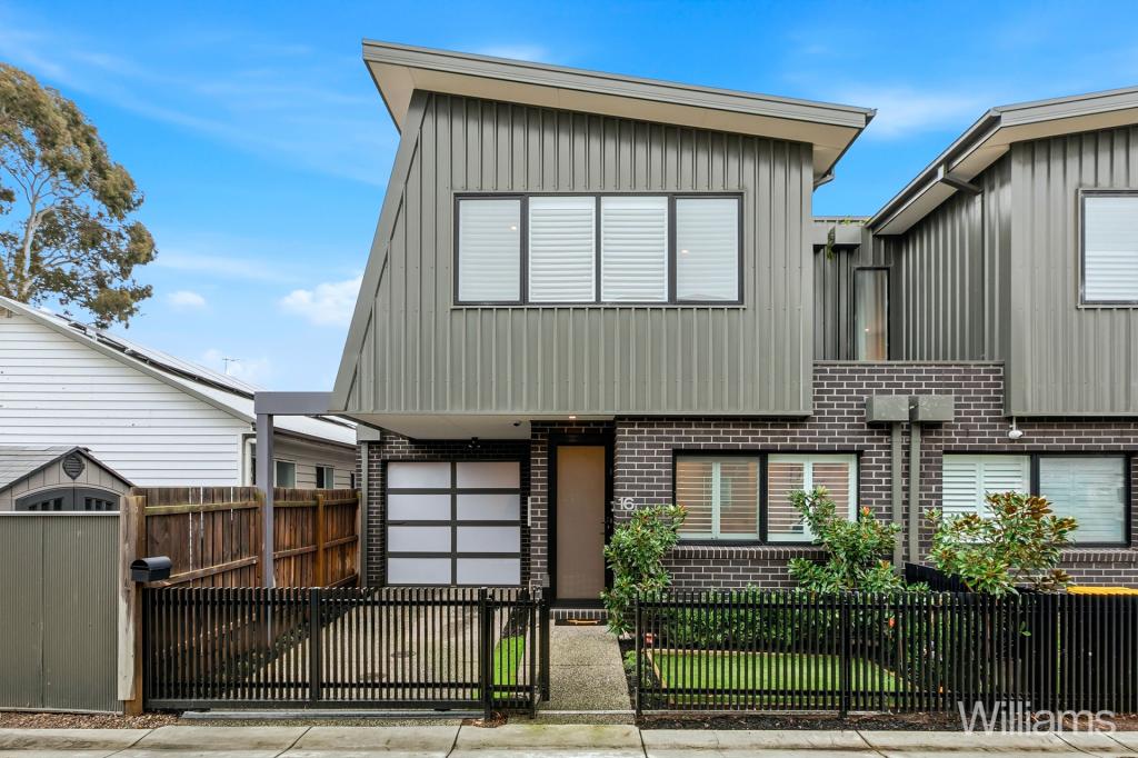 16 Dolman Lane, Newport, VIC 3015