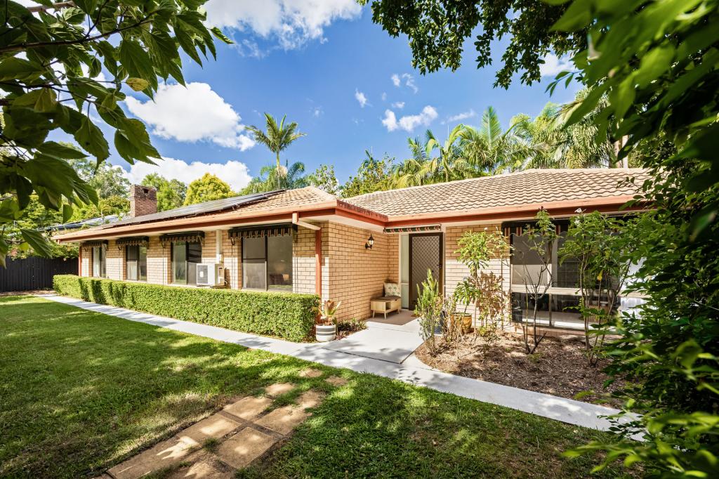 8 Valleybrook St, Kenmore Hills, QLD 4069