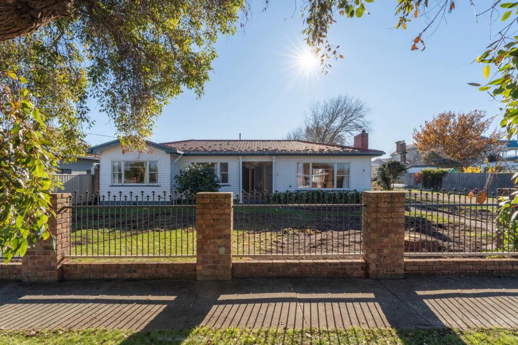 6 James St, Devonport, TAS 7310