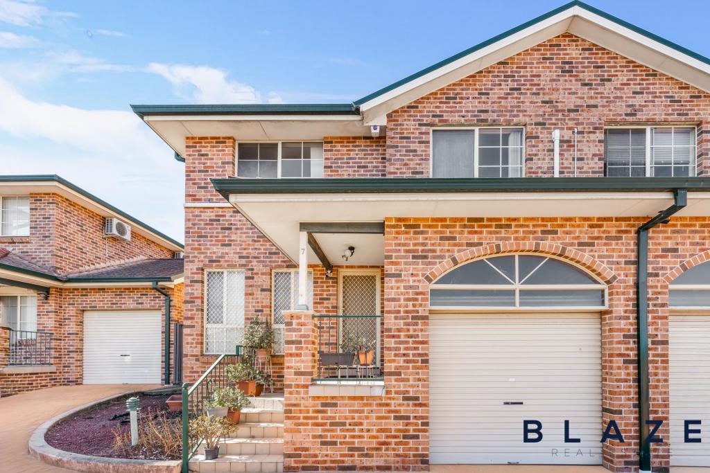 7/39 BOOMERANG RD, EDENSOR PARK, NSW 2176