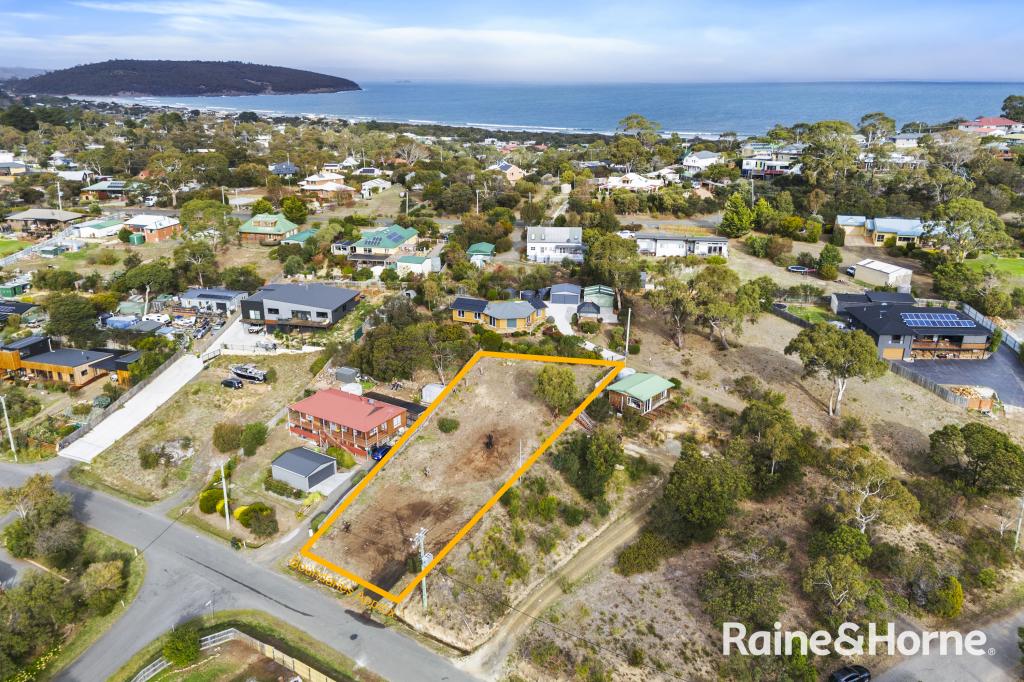 17 ELISE DR, DODGES FERRY, TAS 7173