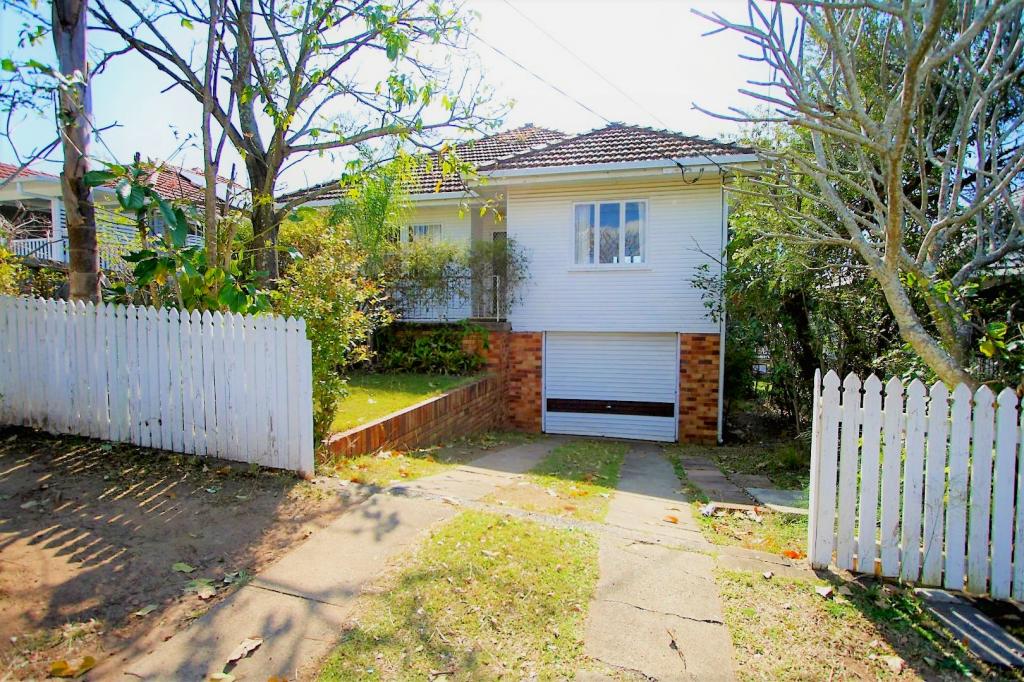 38 Burlington St, Holland Park, QLD 4121