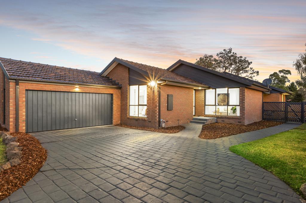 29 Halsbury Dr, Rowville, VIC 3178