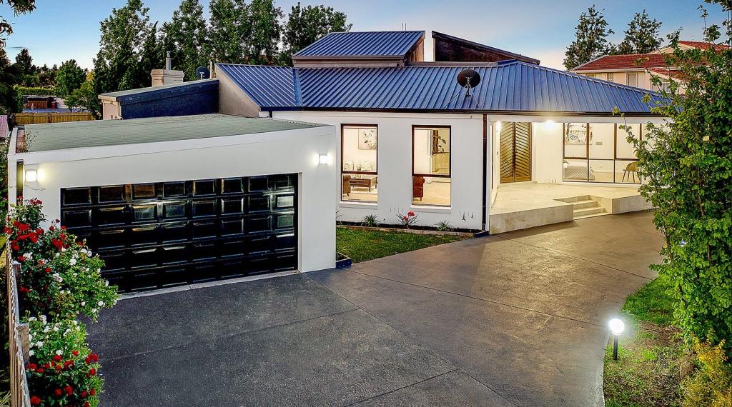 1 Haddington Cres, Greenvale, VIC 3059