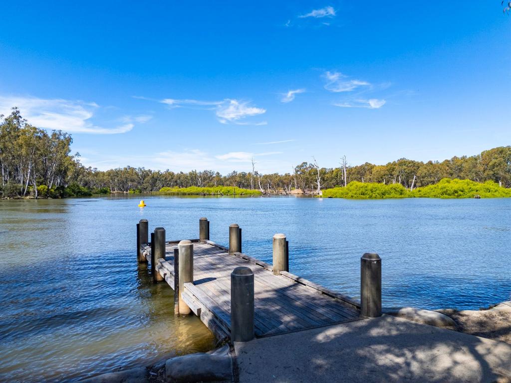 39 Graham Ave, Bundalong, VIC 3730