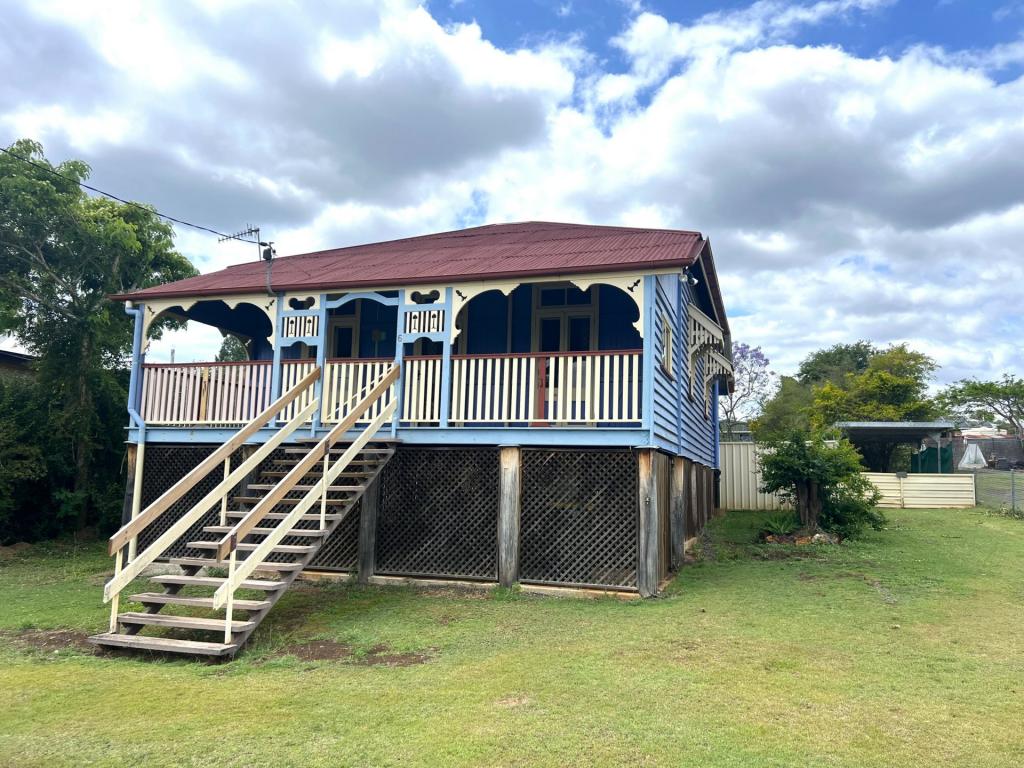 6 Baynes St, Wondai, QLD 4606