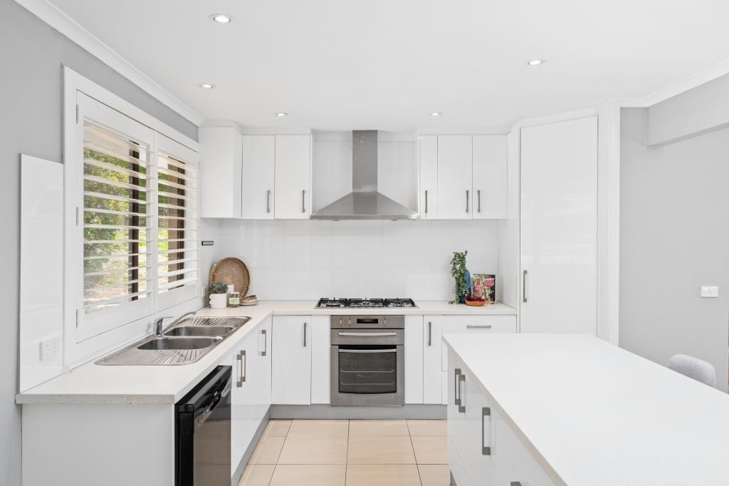 1 Woodside Tce, Narara, NSW 2250