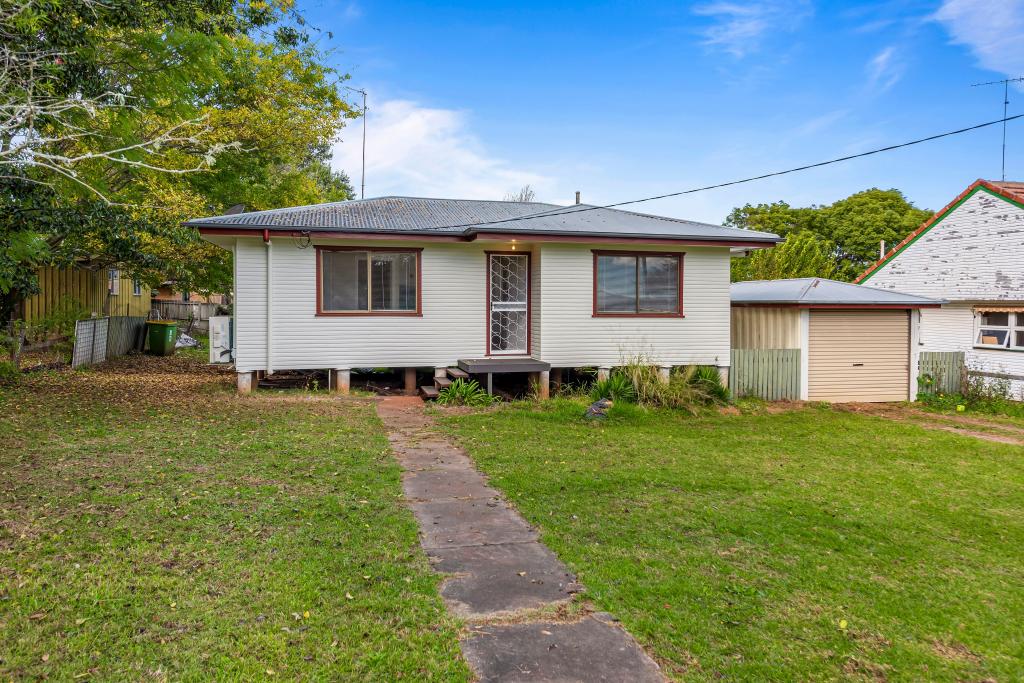 6 Gipps St, Drayton, QLD 4350