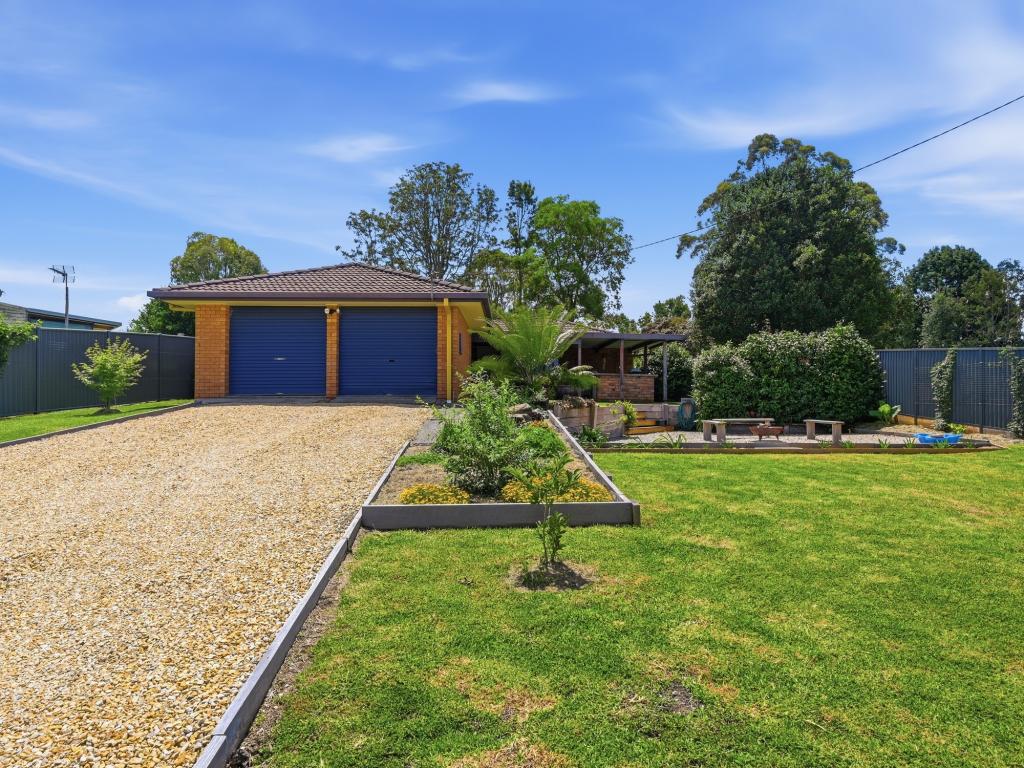 10 Lorne St, Lowanna, NSW 2450