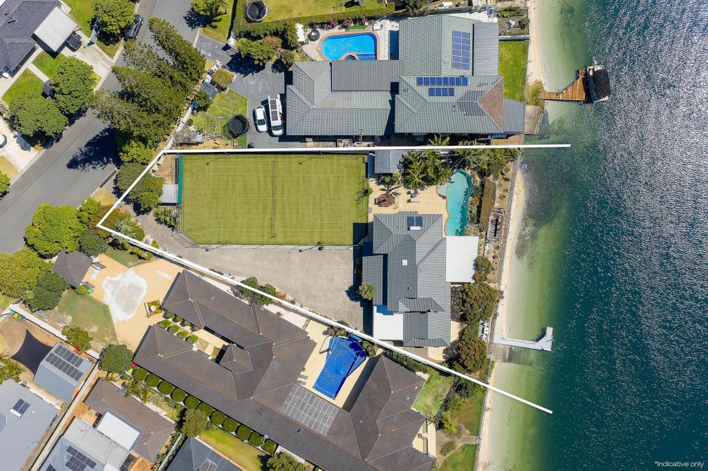 7 Intrepid Dr, Mermaid Waters, QLD 4218