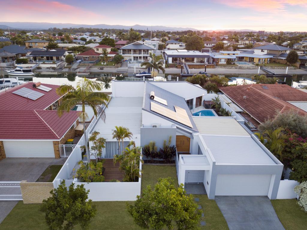 20 Drysdale Pl, Paradise Point, QLD 4216