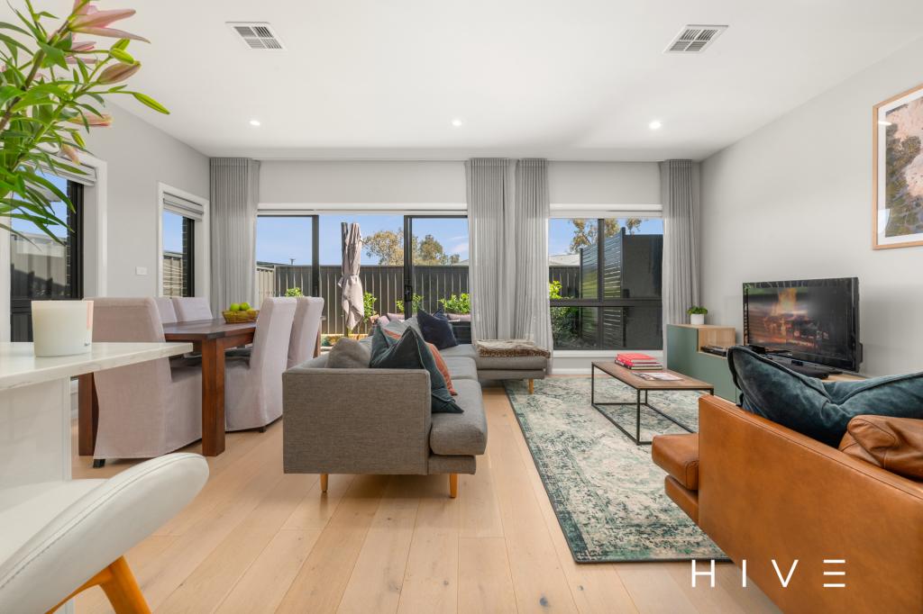 26/45 Negus Cres, Watson, ACT 2602